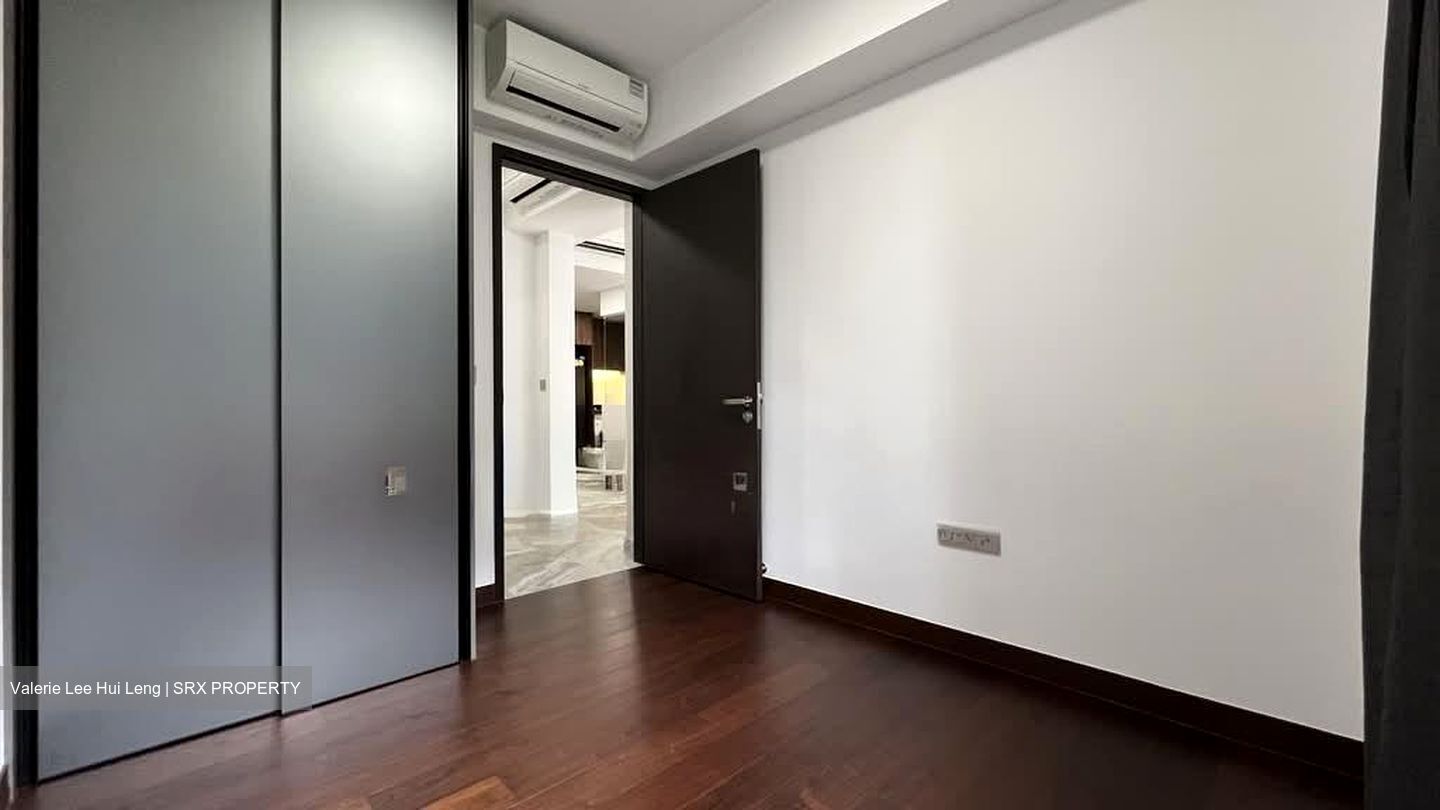 The Commodore (D27), Condominium #561010451